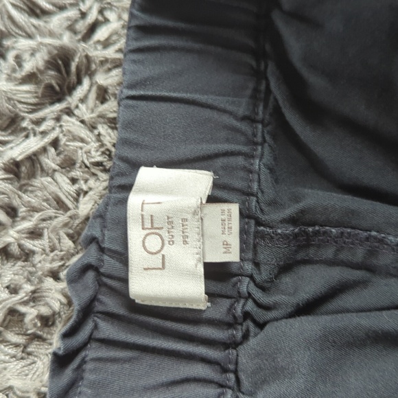 Loft Elastic Waist Drawstring Gray Women's Skirt Size MP - Picture 4 of 7